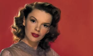 how old was judy garland in wizard of oz